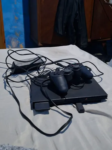  VENDO PLAYSTATION 2 (PS2) 