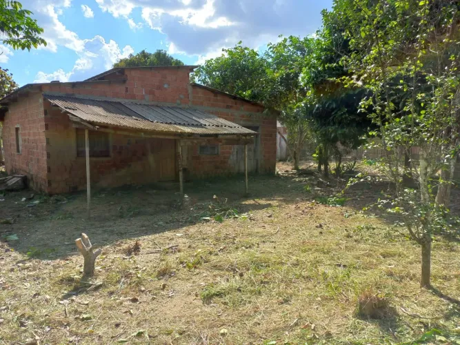 Casa no belo jardim I
