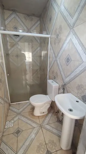 Casa altos no Monte Castelo p alugar 1.200 com água inclusa