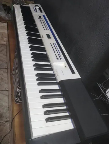 Teclado Casio PX5s
