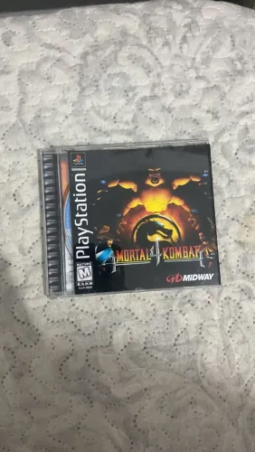 Mortal kombat 4 - playstantion 1- Original