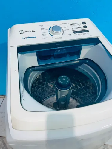 Máquina de lavar 14kg Electrolux 