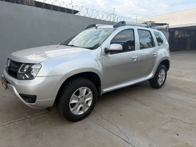 Renault Duster Dynamique 1.6 Hi-flex 16V Mec. 2017