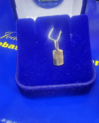 Pingente Cruz Vazado Chapinha Peso 0.45 Gramas 33 mm