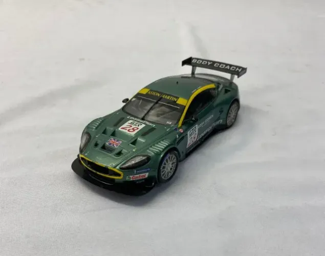 Carro de autorama 1/32 Scx "Aston Martin Dbr-9" ref. 62060