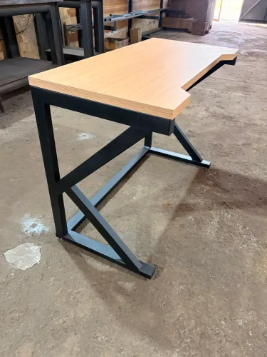 Mesa industrial Gamer Personalizada