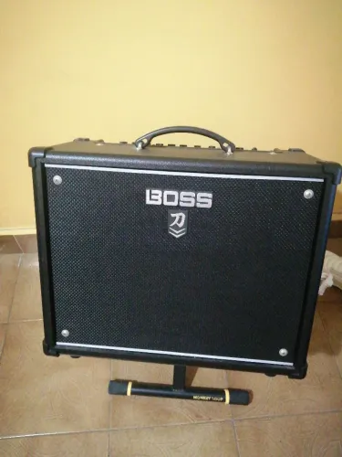 Amplificador de guitarra Boas Katana 50 mk2