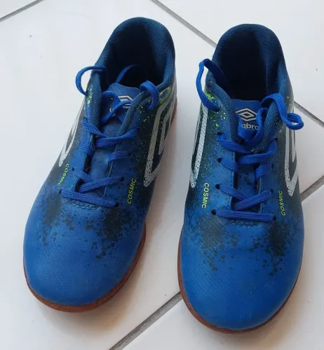 Chuteira Umbro