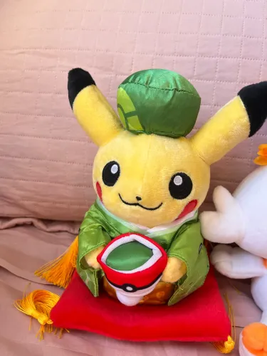 Pelucia pikachu original Pokemon center