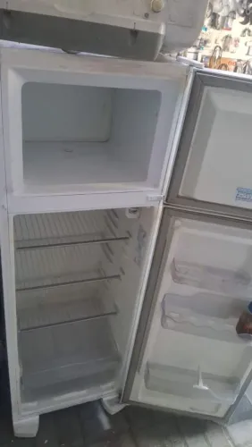 Geladeira Electrolux Duplex 260LITROS DC35A