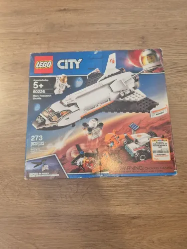 Lego City 60226 lacrado - Onibus Espacial de Pesquisa em Marte