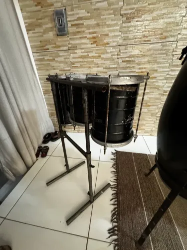 Vendo Percussão 