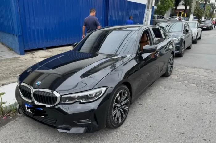 BMW 320I A Modern/sport TB 2.0/a.flex 16V 4P 2022