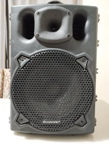 Caixa ativa CSR alto falante de 10 polegadas driver Titanium R$ 600.