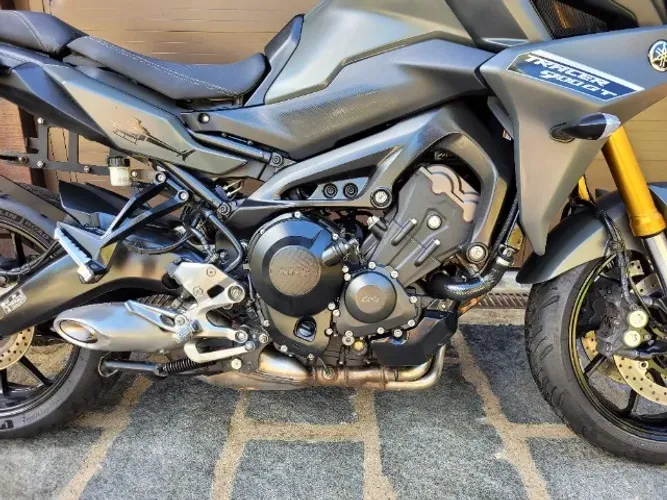 Yamaha Tracer 900 GT Cinza 2024 em perfeito estado de conservação