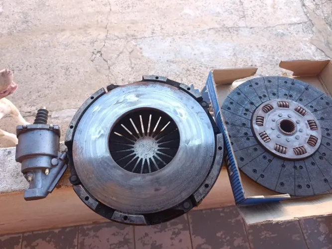 Kit Embreagem e peças variadas