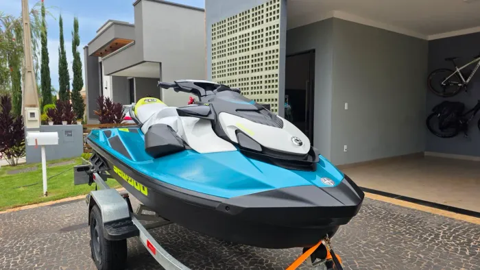 Jet ski sea doo gti 170 2024