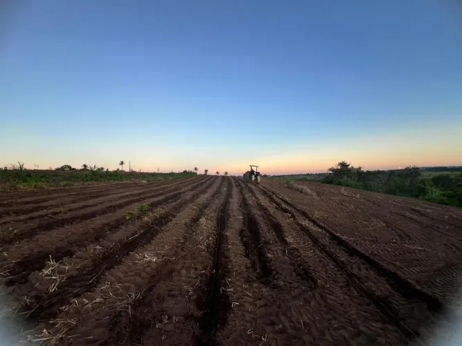 terreno em glória do goita 