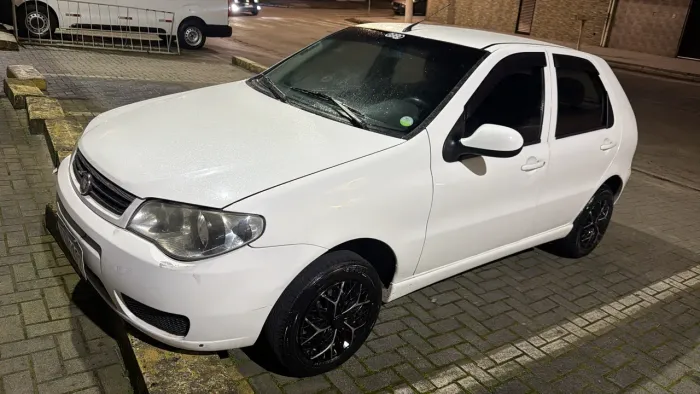 Fiat Palio Celebration 1.0 Fire Flex 8V 4P 2016