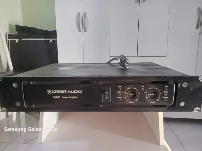 AMPLIFICADOR CREST AUDIO FA601