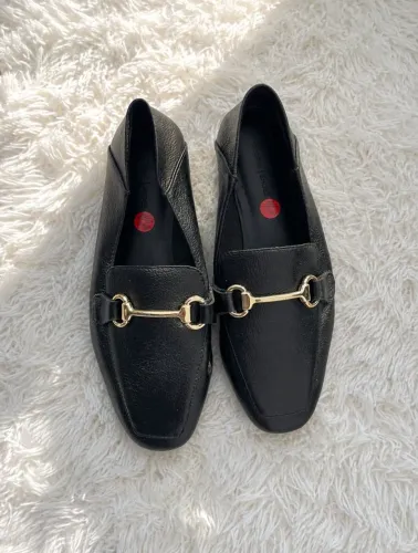 Mocassim preto feminino Riachuelo - elegante e confortável