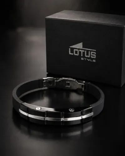 Pulseira Masculina Lotus Style Preta com Detalhes em Aço Inox - 20 cm - Seminova na Caixa