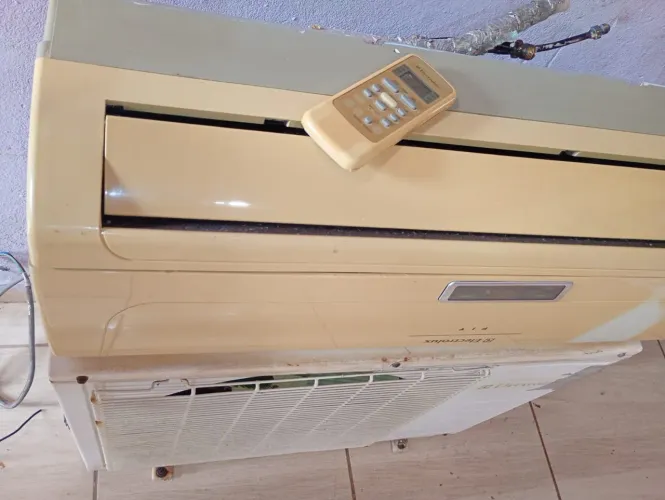 Ar-condicionado Eletrolux