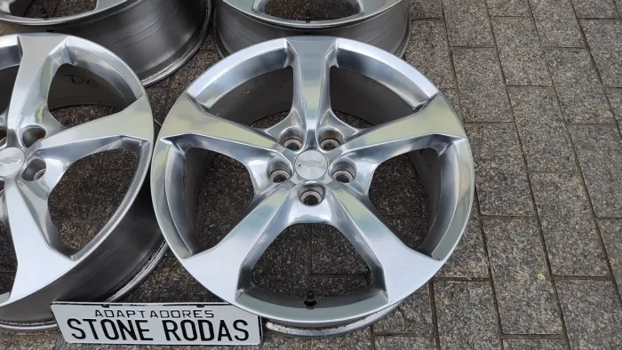Rodas GM Camaro aro 20" 5x120 duas talas (Polidas)