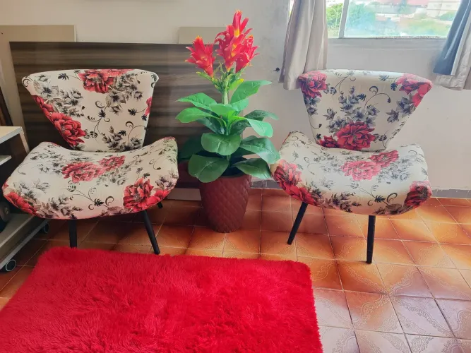 Vendo 2 poltronas florida. 