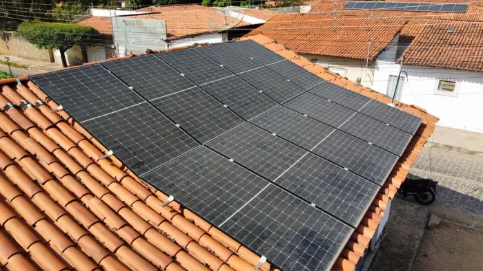LAVAGEM DE PLACAS SOLARES