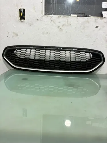 Grade Central Para-choque Dianteiro Ford Ka 2015 A 2021 E3b517b968a Original