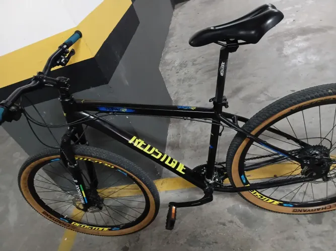 Bike Redstone Taipan tamanho 19 L