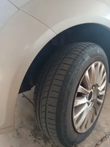 Ford Fiesta Sed. 1.6 8V Flex 4P 2011