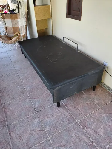 Cama box baú couro