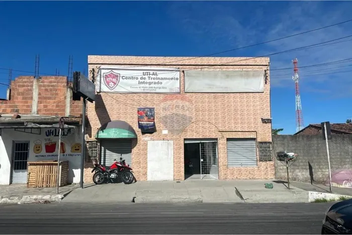 Investimento em Alagoas: Prédio Comercial à Venda