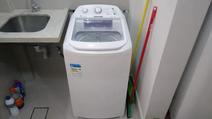 Máquina de Lavar Electrolux 8,5kg Branca Turbo Economia