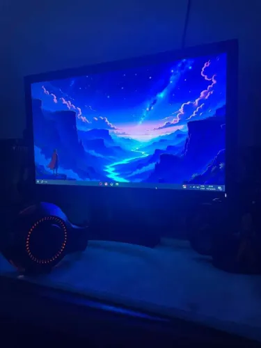 Vendo ou faço negócios de PC usado - bom, 500GB e 8 GB RAM ou troco.