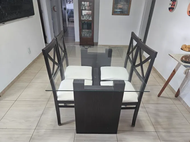 Mesa Vidro 4 cadeiras