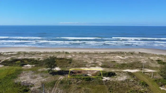 OPORTUNIDADE - Terreno Quadra Mar