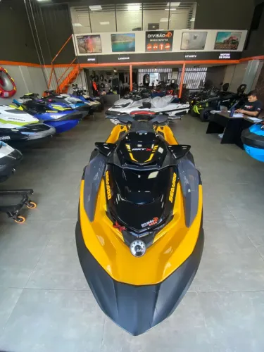 Jet Ski Seadoo RXT 300Hp ano 2021