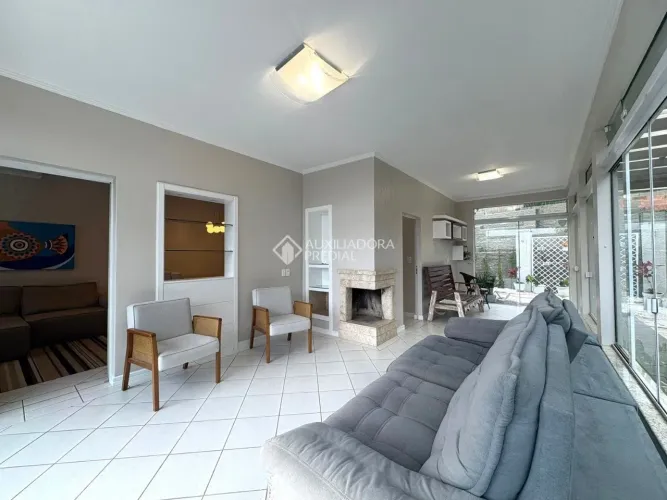 Casa com 3 quartos no condomínio Costa Leste, na Praia Mole