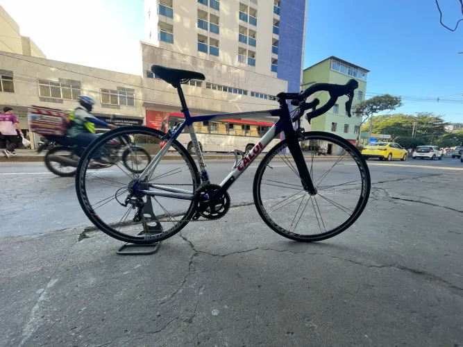 Bicicleta Speed Caloi Strada Tiagra 