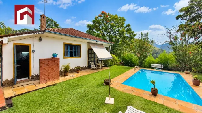 Casa à venda Condomínio Vale do Sossego -Corrêas