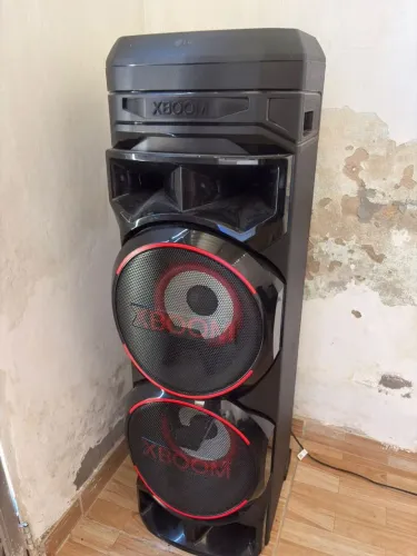 LG XBOOM