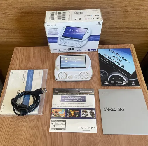 PSP Go Branco Completo + Caixa Original (Envio OlxPay)