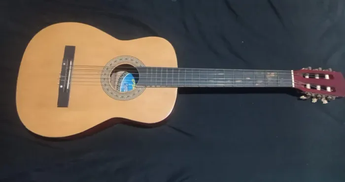 Violão acústico