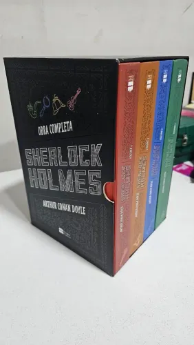 BOX OBRA COMPLETA SHERLOCK HOLMES (4 LIVROS)