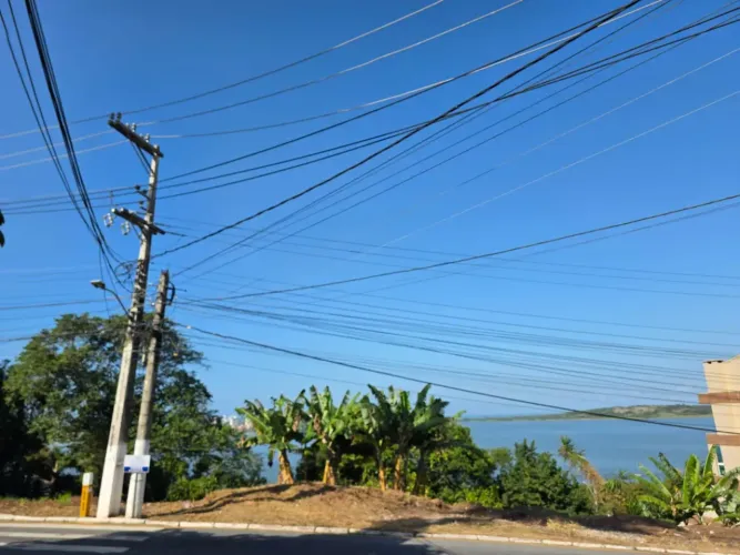 Sao Marcos - Terreno 560,m2 23,00m de frente 15,00m de fundos 30,00m e 31,00m Terre