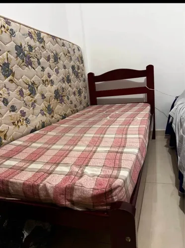 Cama de solteiro + Colchão