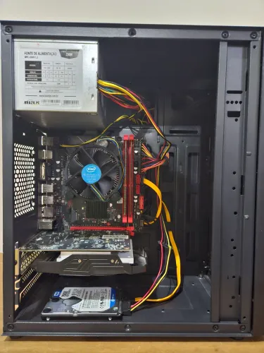 PC Gamer completo pro jogador que tá sem grana!